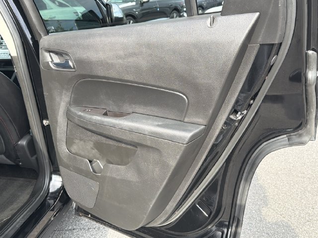 Used 2017 GMC Terrain SLT w/ Open Road Package FWD image 18