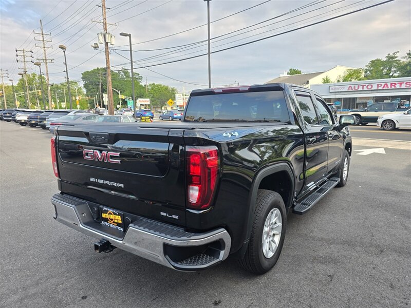 Used 2022 GMC Sierra 1500 SLE AWD/4WD image 3