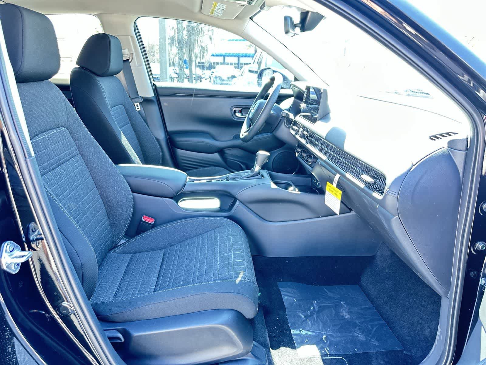 New 2026 Honda HR-V LX image 17
