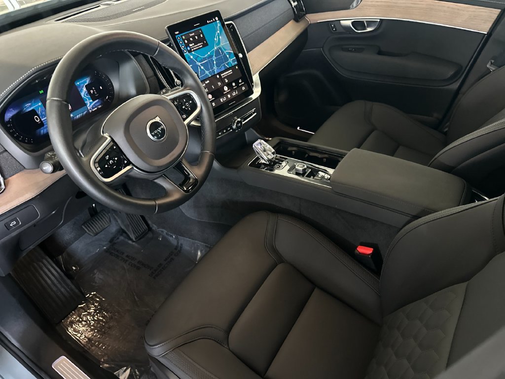 Certified 2026 Volvo XC90 B6 Plus AWD/4WD image 9