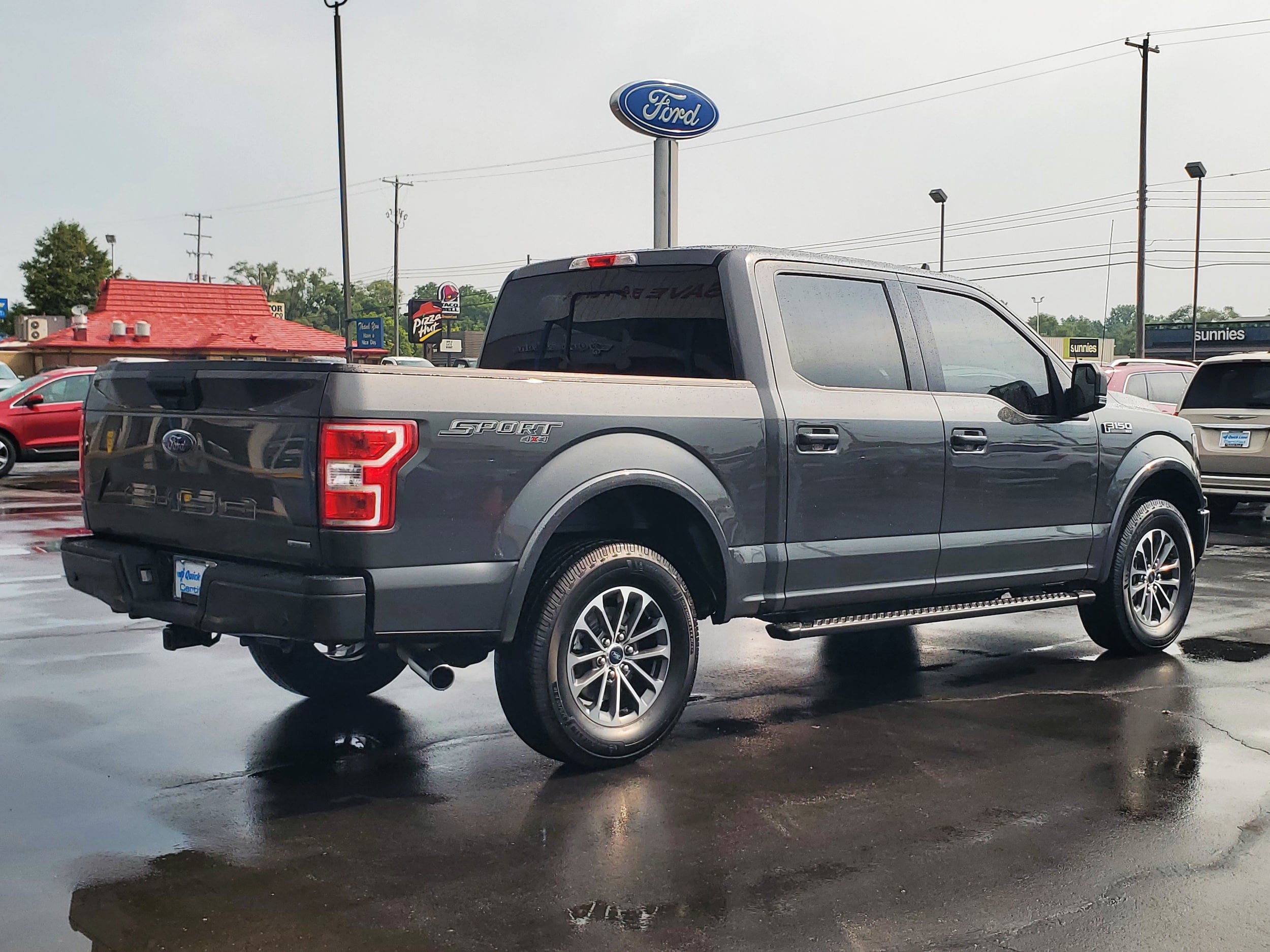 Used 2019 Ford F150 XLT w/ Equipment Group 302A Luxury AWD/4WD image 4