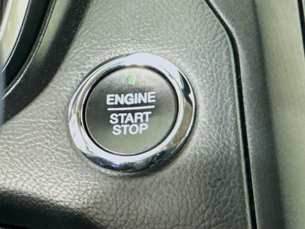 Used 2019 Ford Fusion Titanium FWD image 20