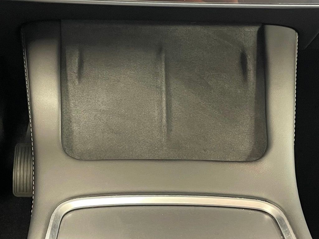 Used 2023 Tesla Model Y Long Range image 38