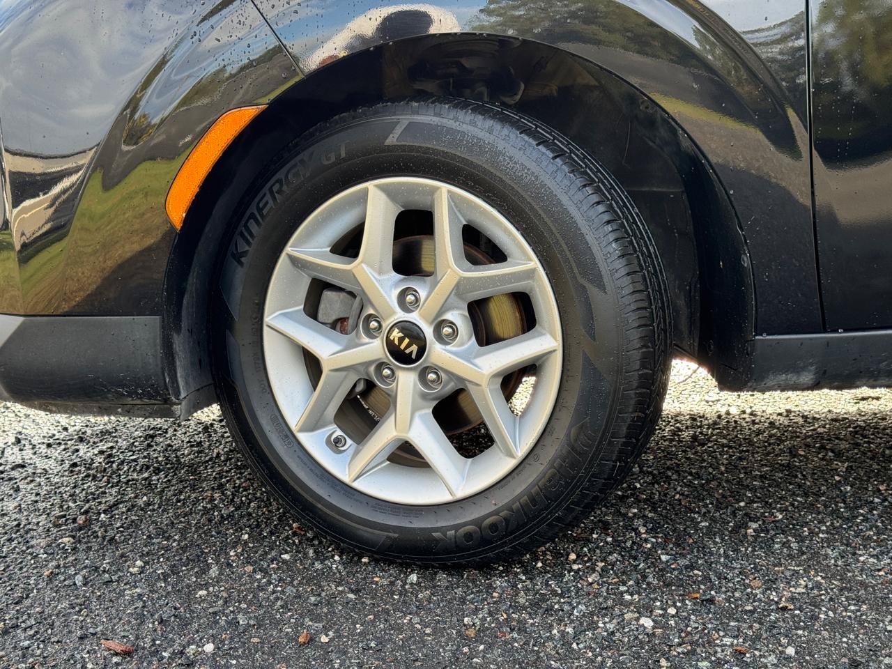 Used 2020 Kia Soul S FWD image 29
