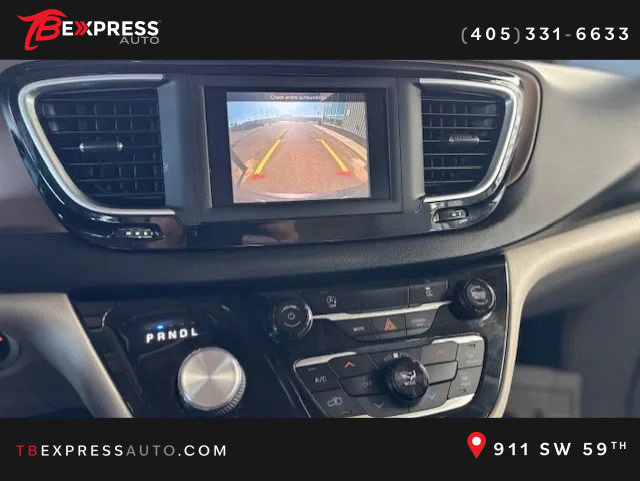 Used 2021 Chrysler Voyager Lxi image 14