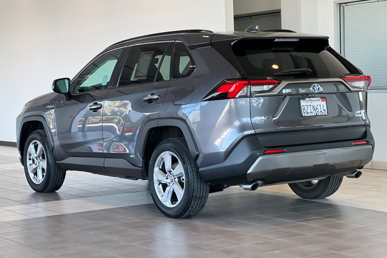 Certified 2021 Toyota RAV4 Limited AWD/4WD image 6