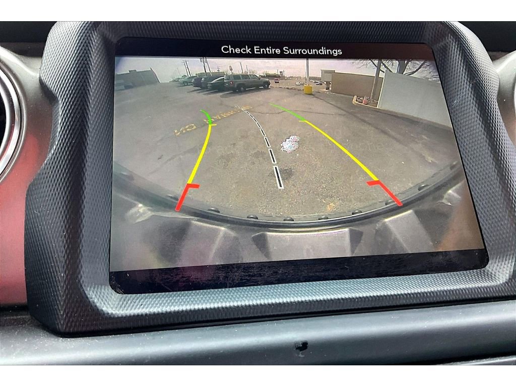 Used 2019 Jeep Wrangler Unlimited Sahara w/ Uconnect 4C Nav & Sound Group image 27