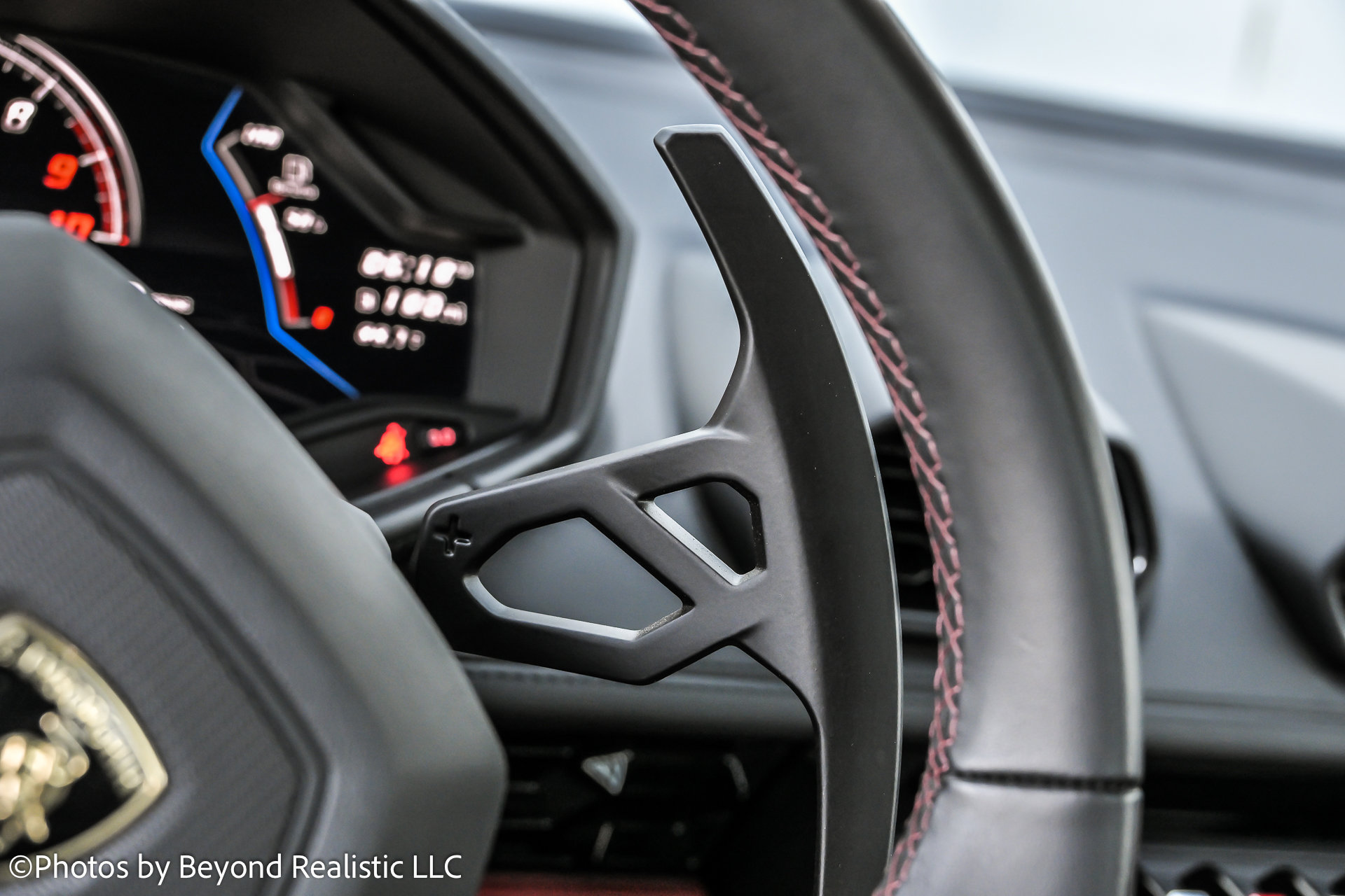 Used 2024 Lamborghini Huracan EVO image 34