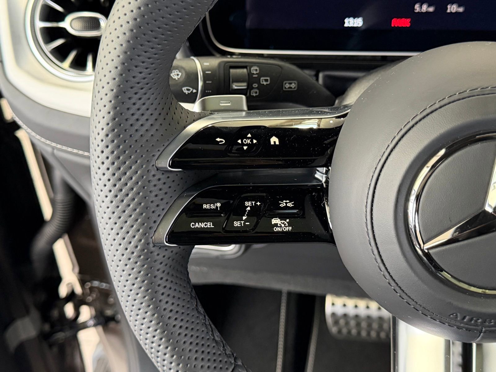 New 2026 Mercedes-Benz G 550 image 17