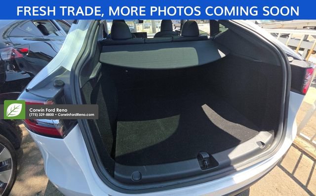 Used 2023 Tesla Model Y Long Range AWD/4WD image 18