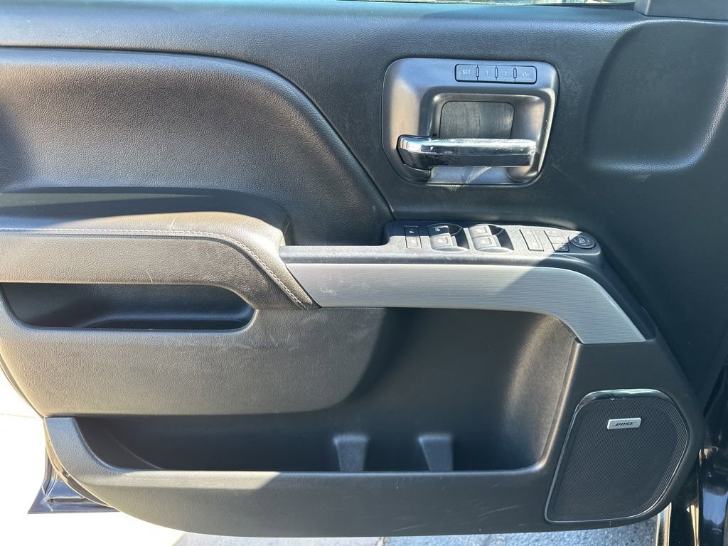 Used 2017 Chevrolet Silverado 1500 LTZ Z71 w/ Redline Edition AWD/4WD image 16