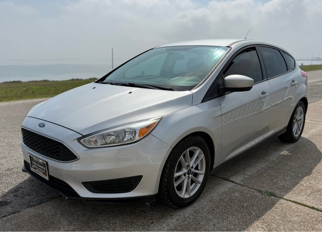 Used 2018 Ford Focus SE image 1