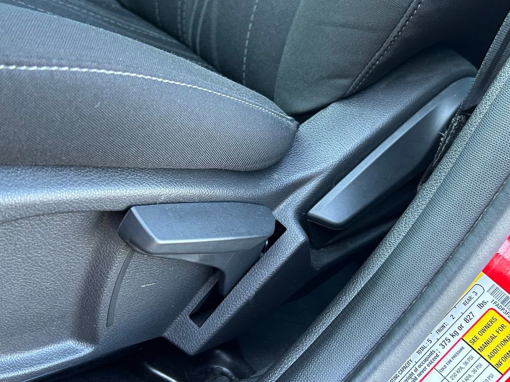 Used 2015 Ford Focus SE image 16