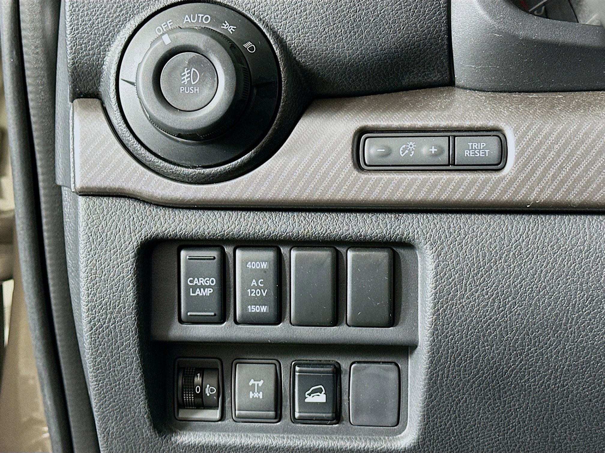 Used 2023 Nissan Titan PRO-4X w/ Off Road Protection Package image 17