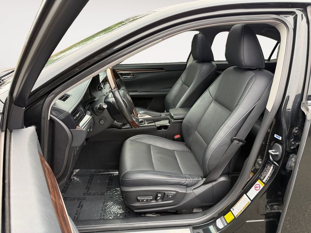 Used 2016 Lexus ES 350 w/ Navigation System Package FWD image 6