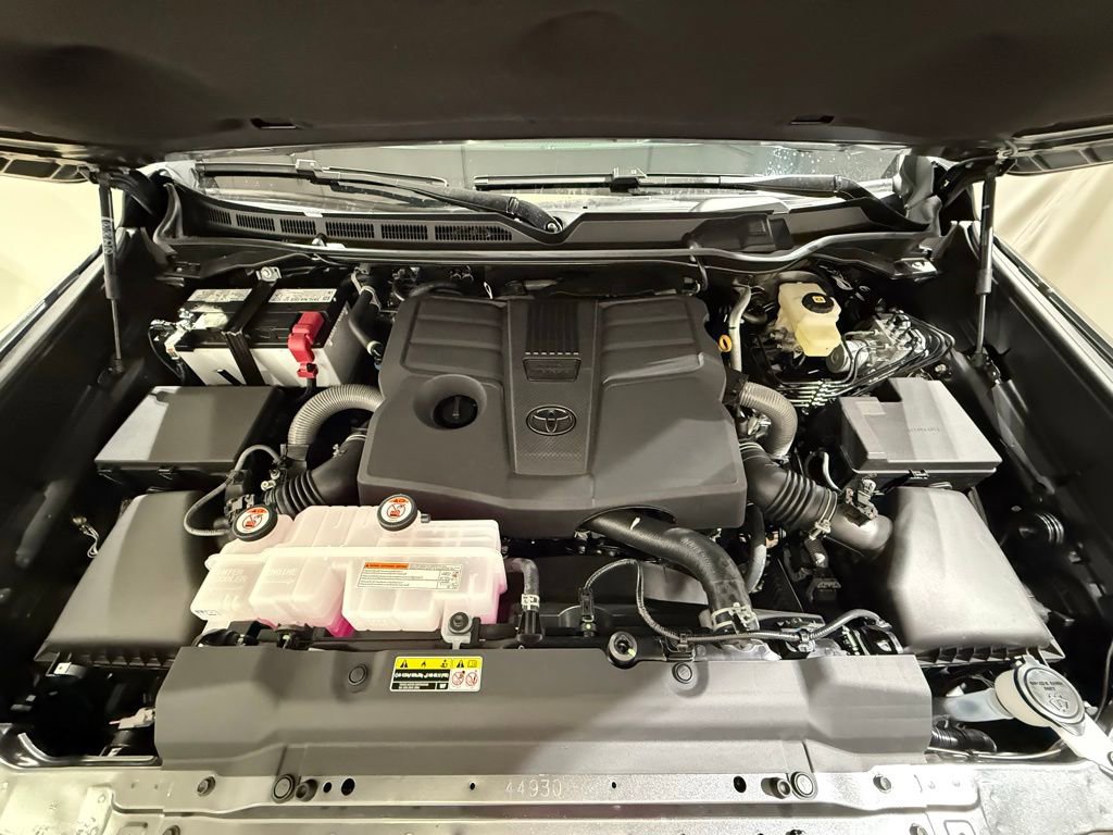 New 2026 Toyota Tundra SR5 image 10