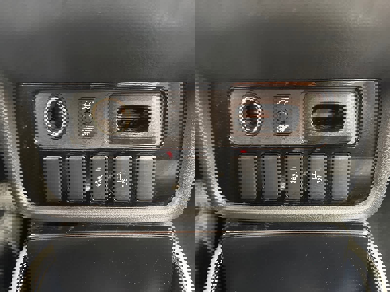 Used 2018 Mitsubishi Outlander SEL image 22