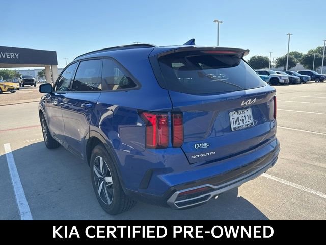 Certified 2023 Kia Sorento S w/ Panoramic Sunroof Package FWD image 3