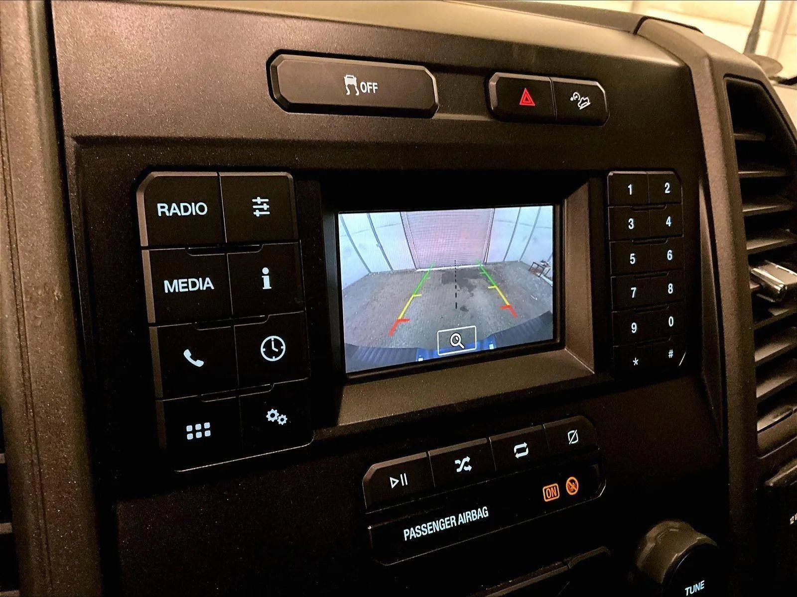 Certified 2021 Ford F250 XL w/ Power Equipment Group image 21