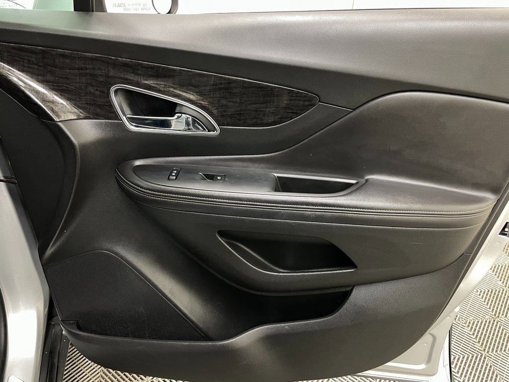 Used 2015 Buick Encore AWD image 35