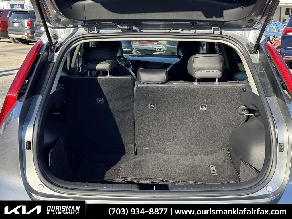 Used 2023 Kia Niro EX Touring image 20