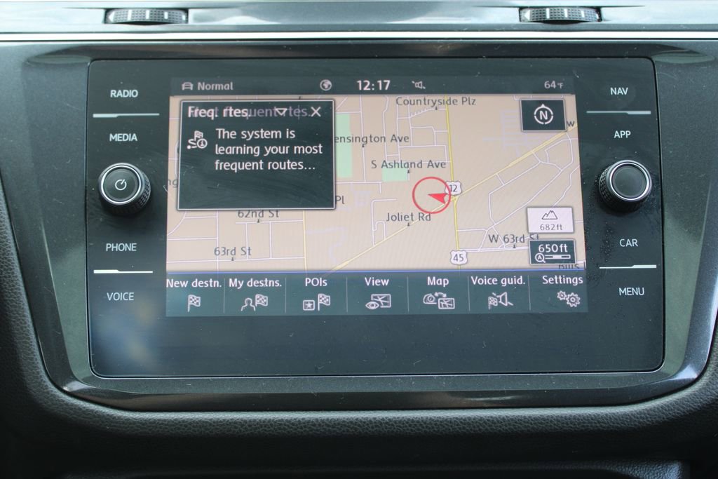 Certified 2020 Volkswagen Tiguan SEL Premium R-Line image 17