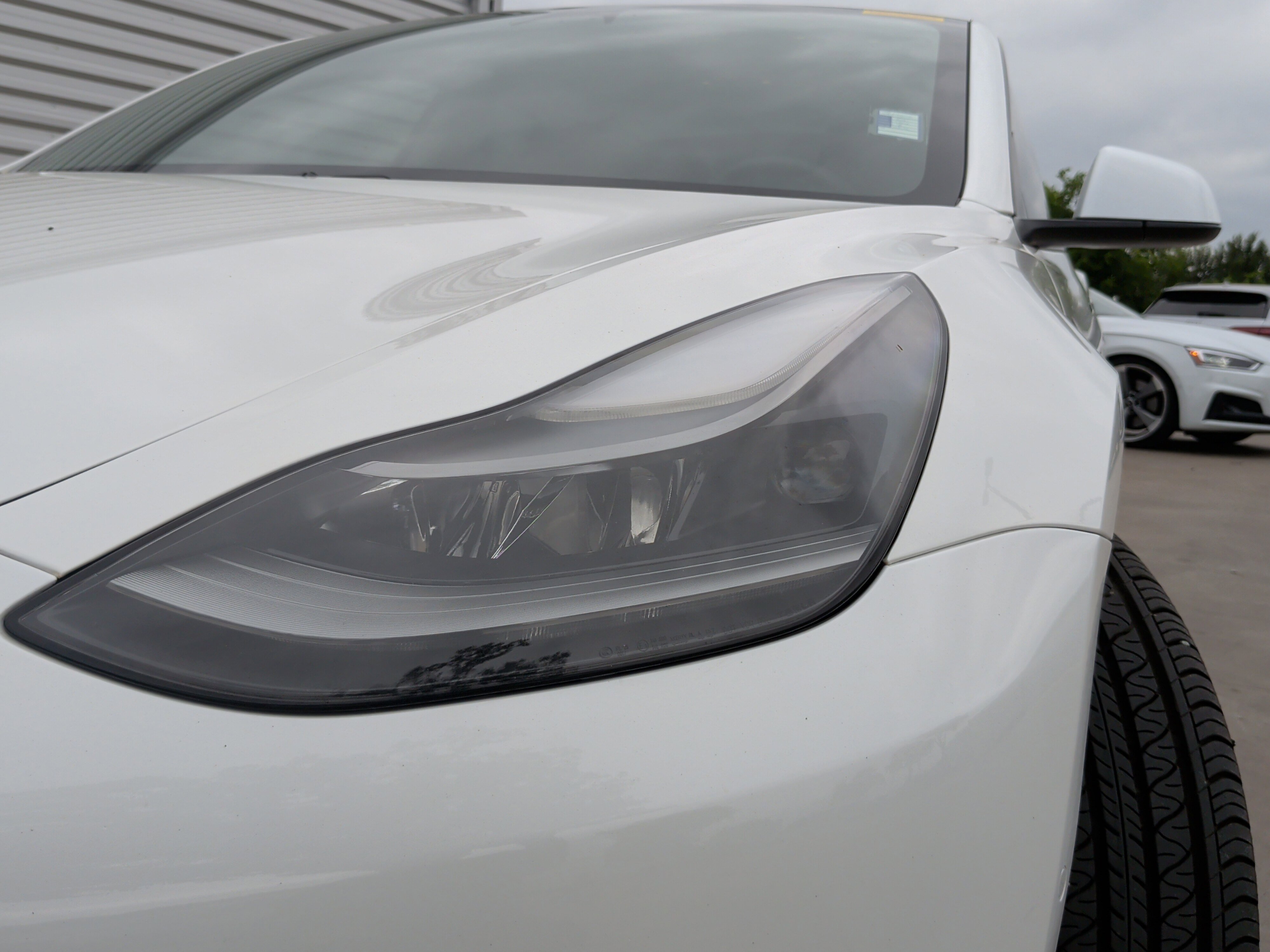 Used 2021 Tesla Model 3 Standard Range Plus image 3
