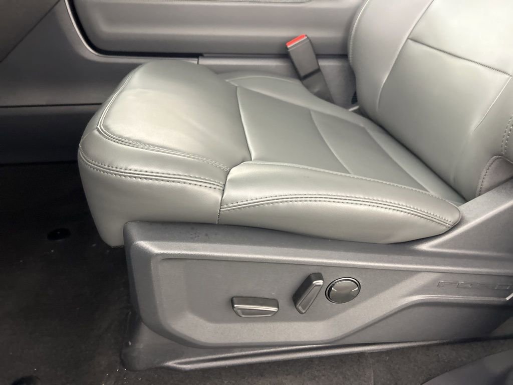 New 2026 Ford Expedition Active image 21