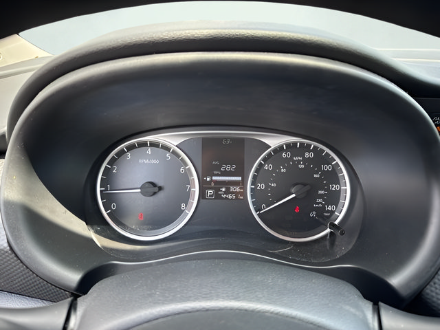 Used 2024 Nissan Kicks S FWD image 15
