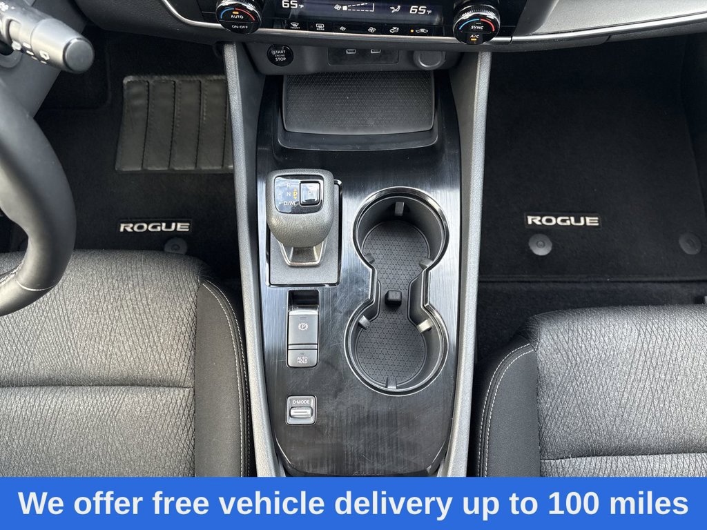 Used 2025 Nissan Rogue SV FWD image 15