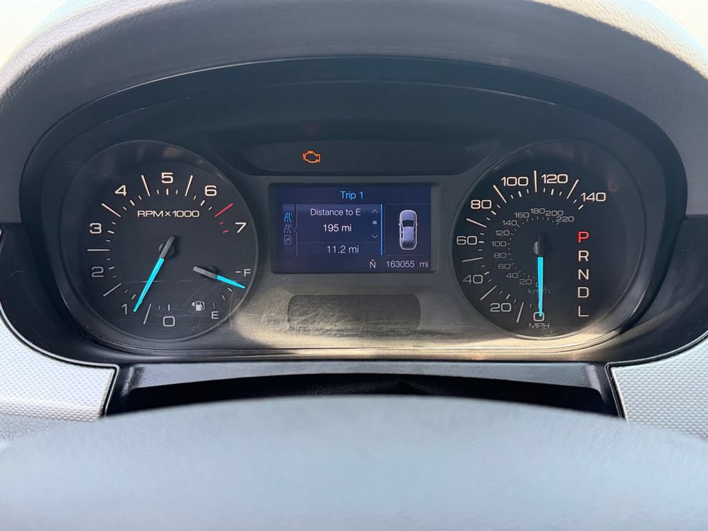 Used 2013 Ford Edge SEL FWD image 25