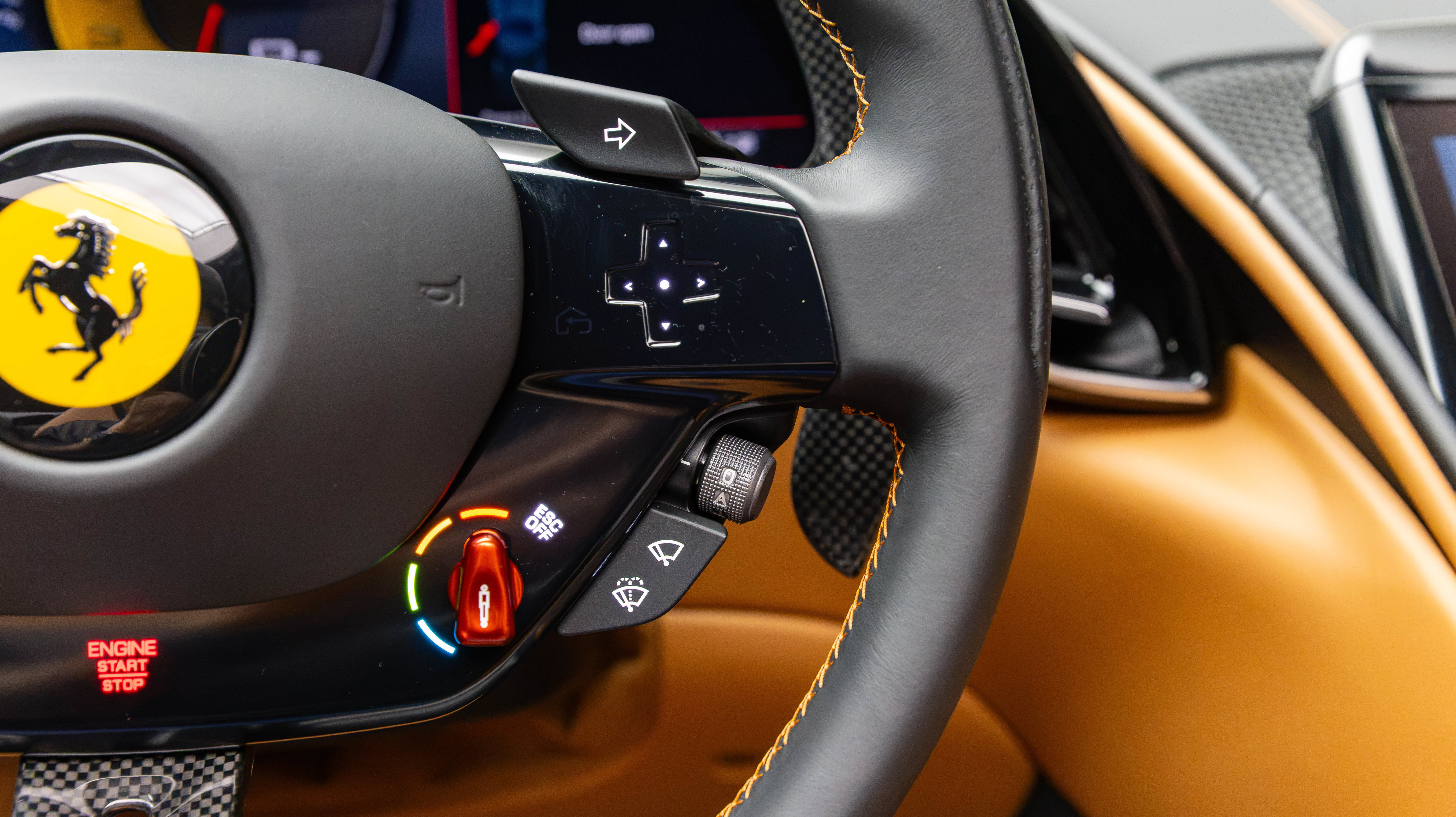 Certified 2025 Ferrari Roma Spider RWD image 22