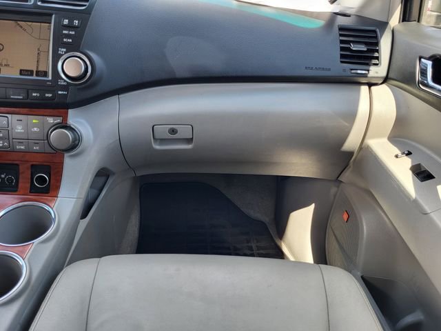 Used 2008 Toyota Highlander Limited image 26