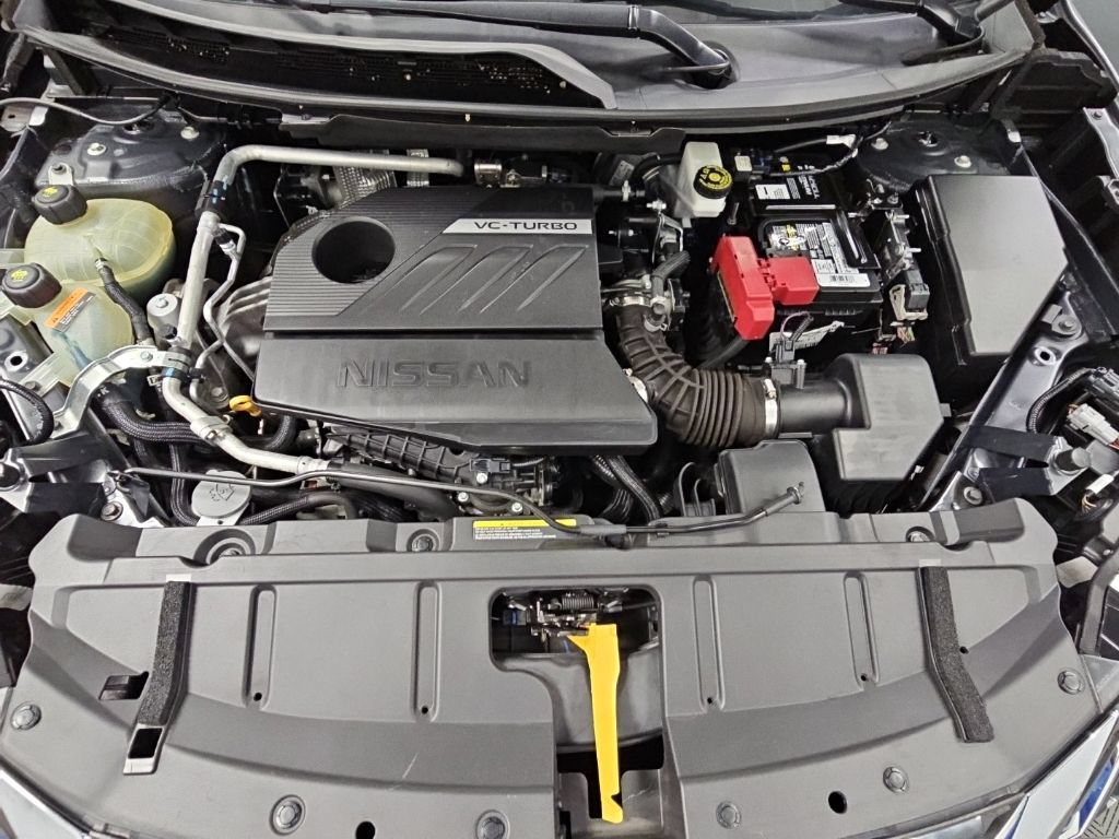 Used 2023 Nissan Rogue SV FWD image 39