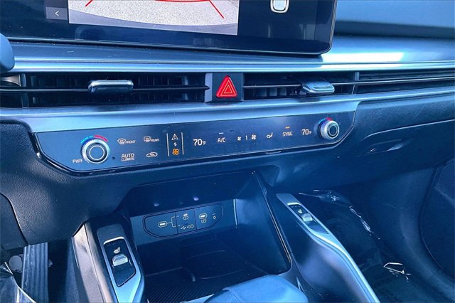 Used 2025 Kia Sorento S image 15