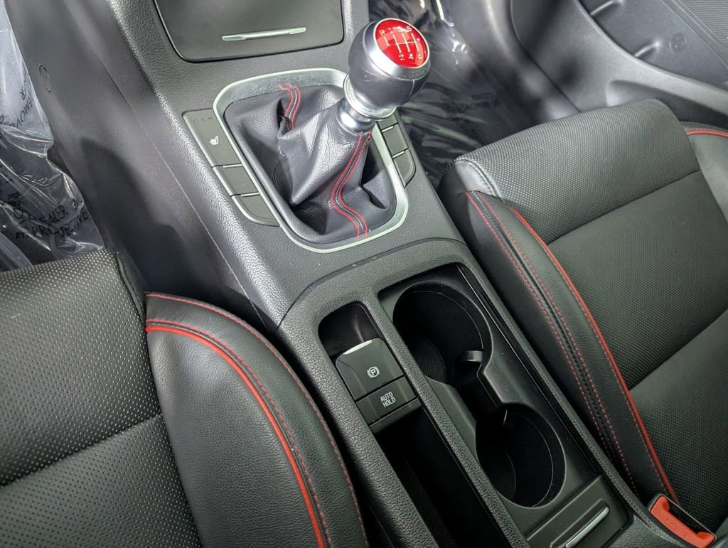 Used 2018 Hyundai Elantra GT Sport FWD image 23