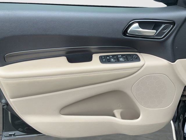 Used 2022 Dodge Durango SXT w/ Anodized Platinum Package image 10