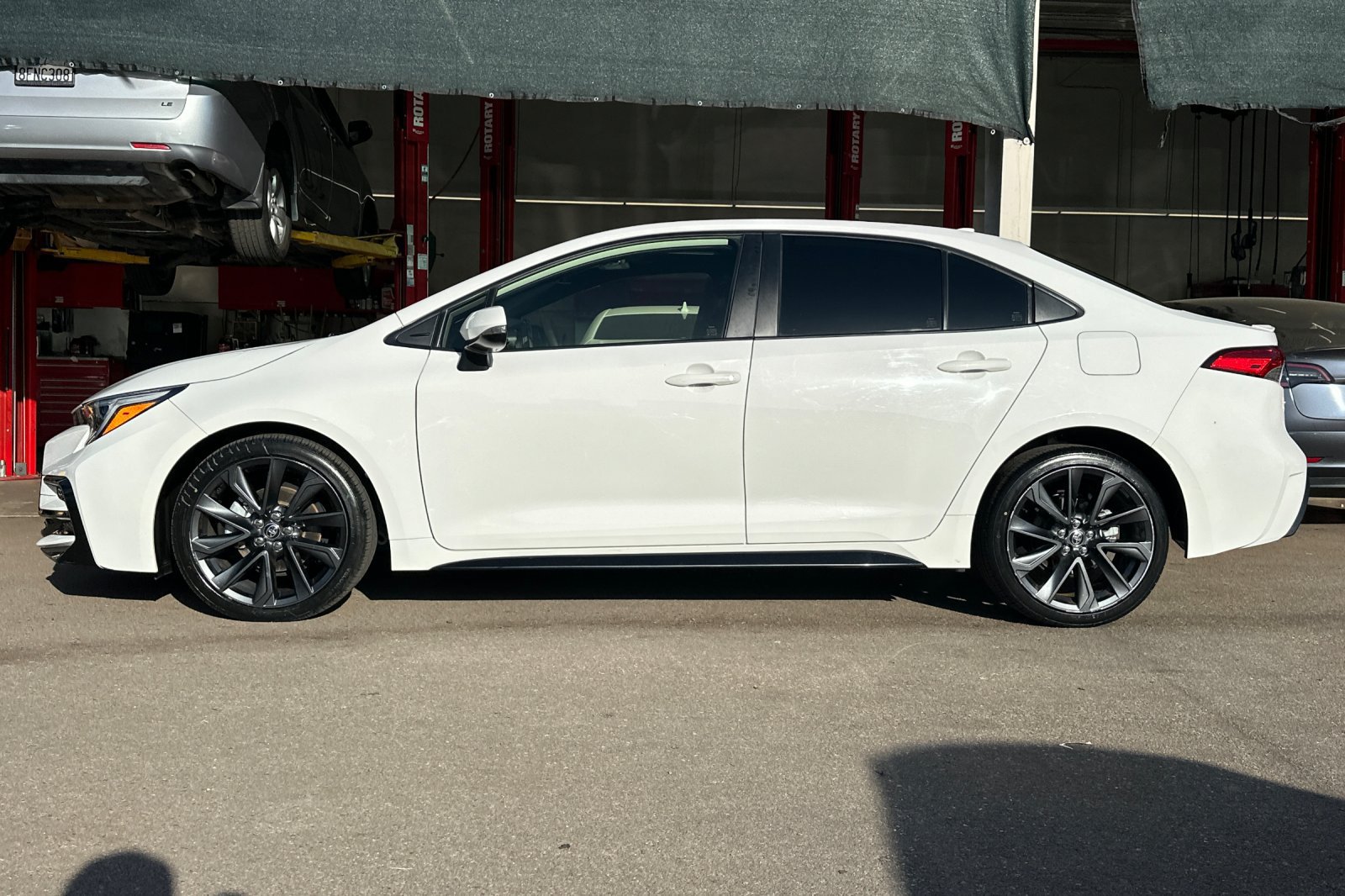 Certified 2024 Toyota Corolla SE w/ SE Premium Package FWD image 22