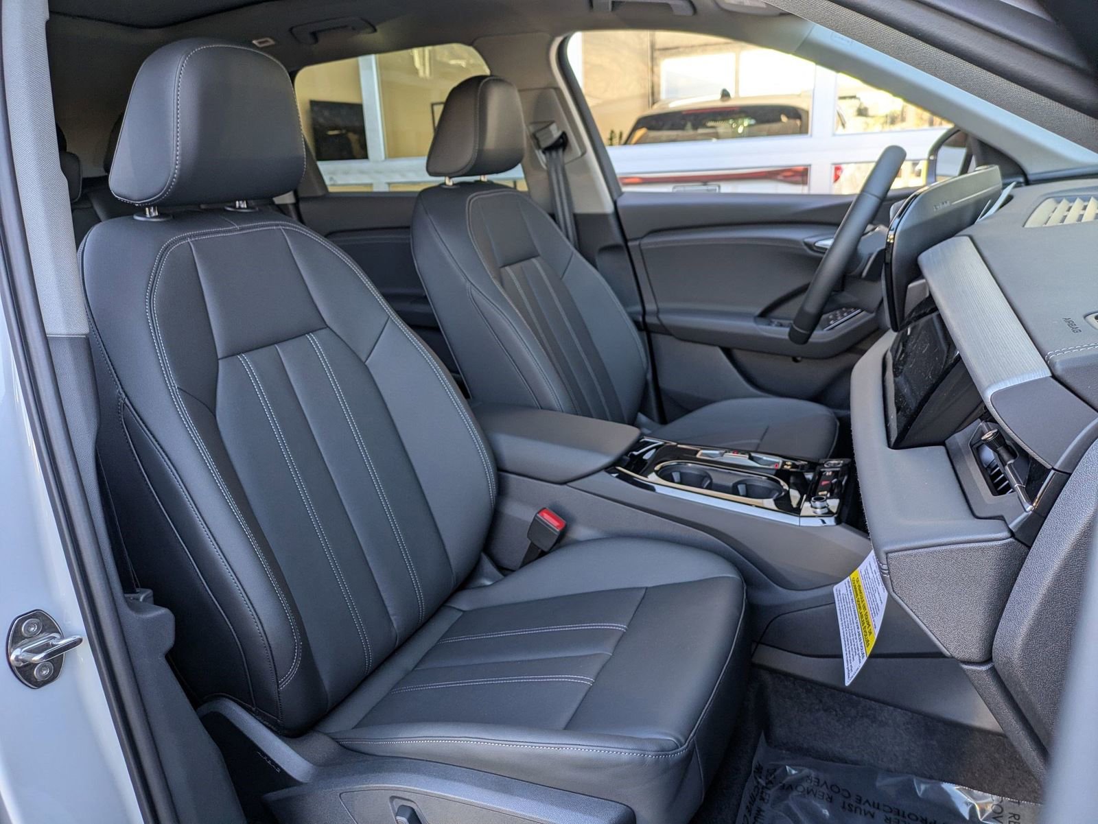 New 2025 Audi Q6 e-tron Premium AWD/4WD image 10