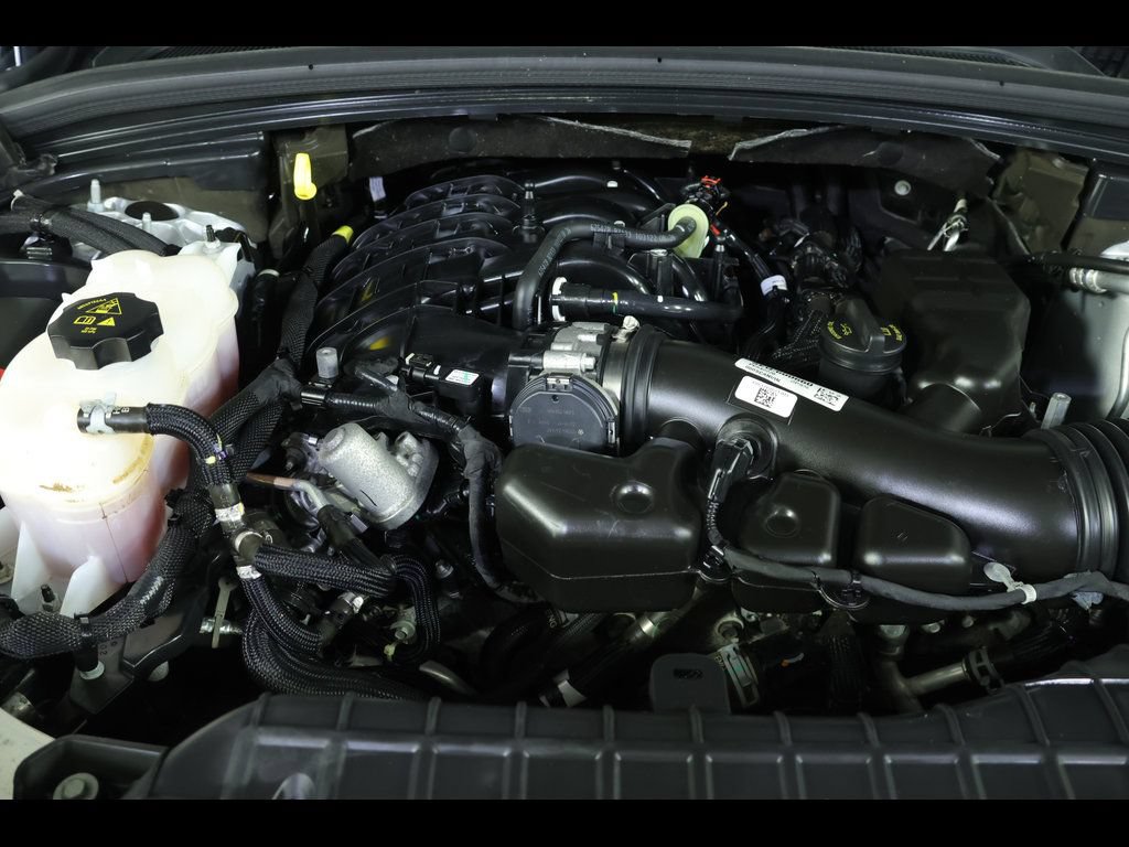 Used 2023 Jeep Grand Cherokee Altitude AWD/4WD image 19