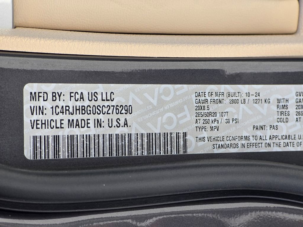 Used 2025 Jeep Grand Cherokee Limited AWD/4WD image 52
