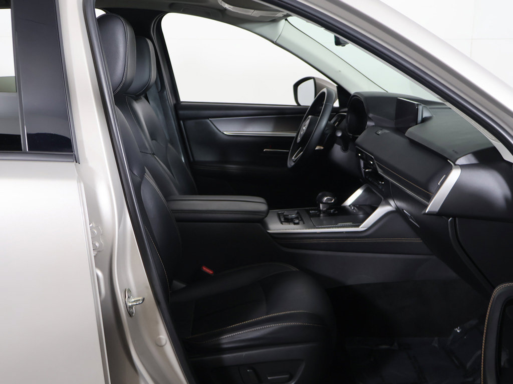 Used 2024 MAZDA CX-90 Plug-In Hybrid w/ Premium Pkg AWD/4WD image 30