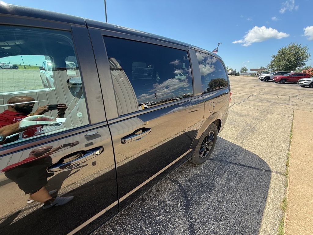 Used 2020 Dodge Grand Caravan GT FWD image 34