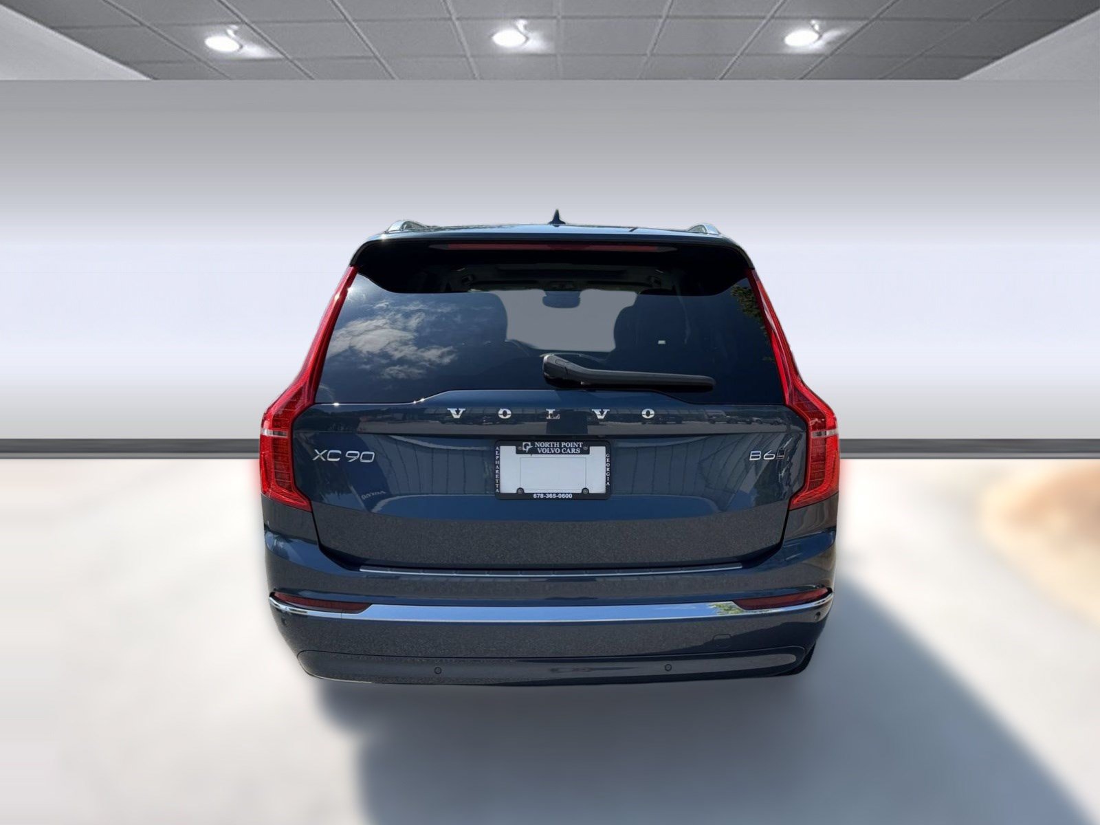 Used 2025 Volvo XC90 B6 Plus w/ Protection Package Premier AWD/4WD image 10