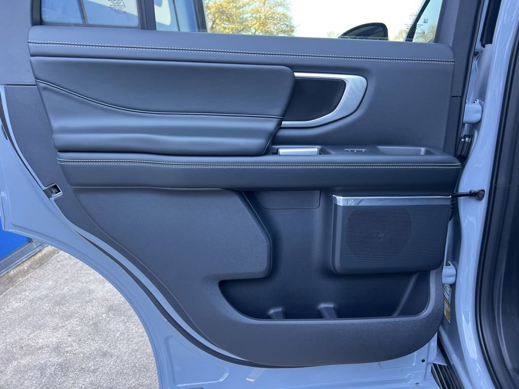 New 2026 Ford Expedition Platinum w/ Stealth Appearance Package image 13