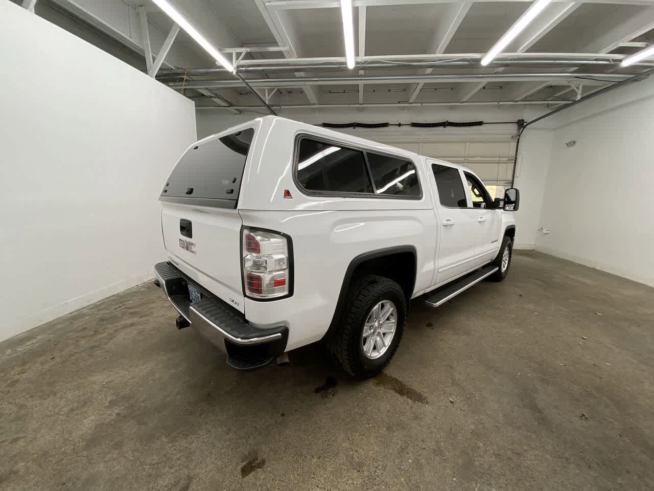 Used 2015 GMC Sierra 1500 SLE w/ SLE Value Package image 6