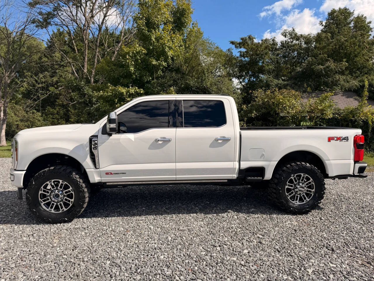 Used 2026 Ford F350 Platinum w/ Platinum Plus Package AWD/4WD image 4