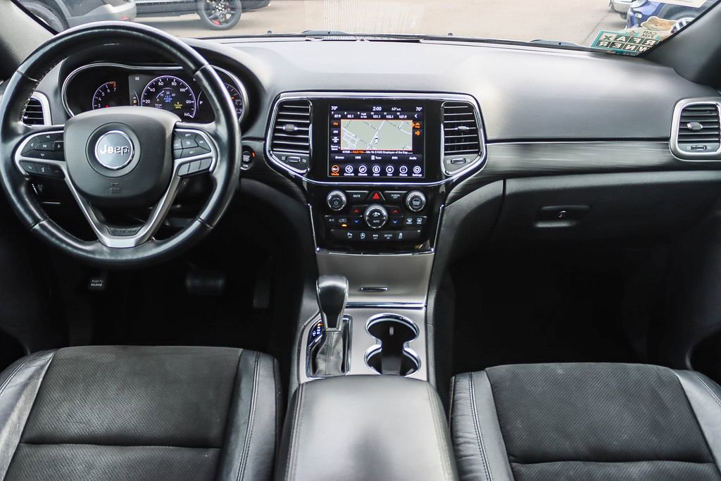 Used 2022 Jeep Grand Cherokee Laredo X image 18