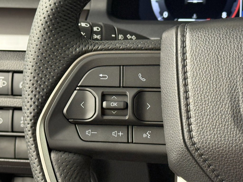 Used 2025 Toyota Tacoma TRD Off-Road image 20