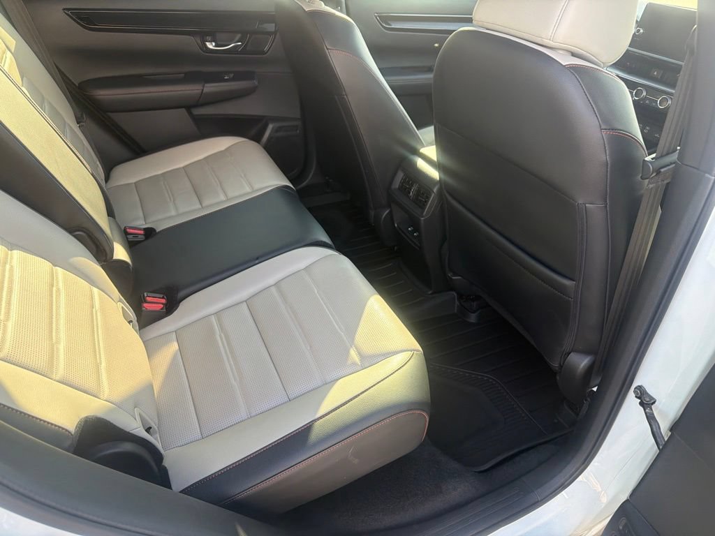 Used 2024 Honda CR-V Sport Touring image 28